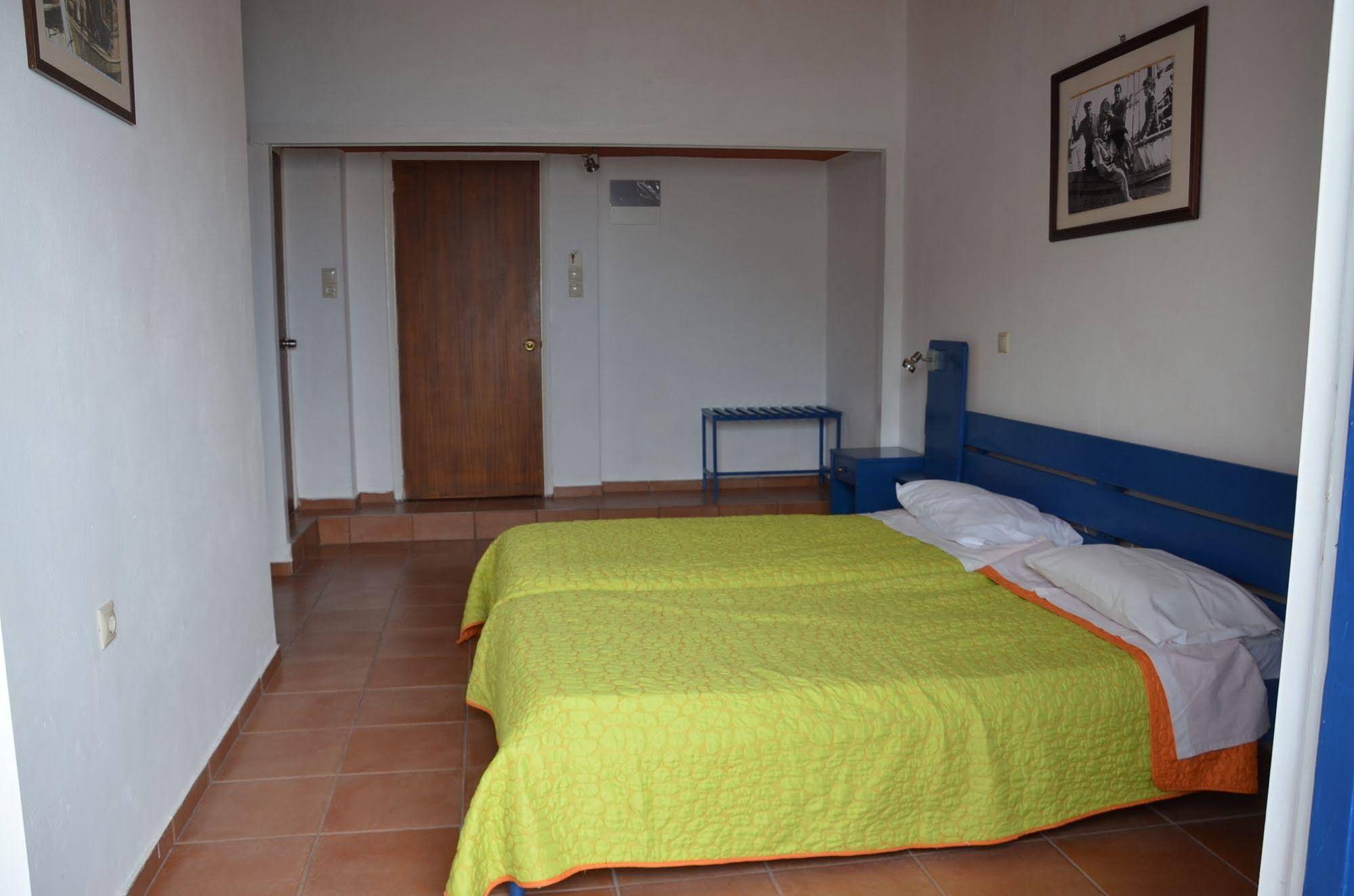 Themis Hotel