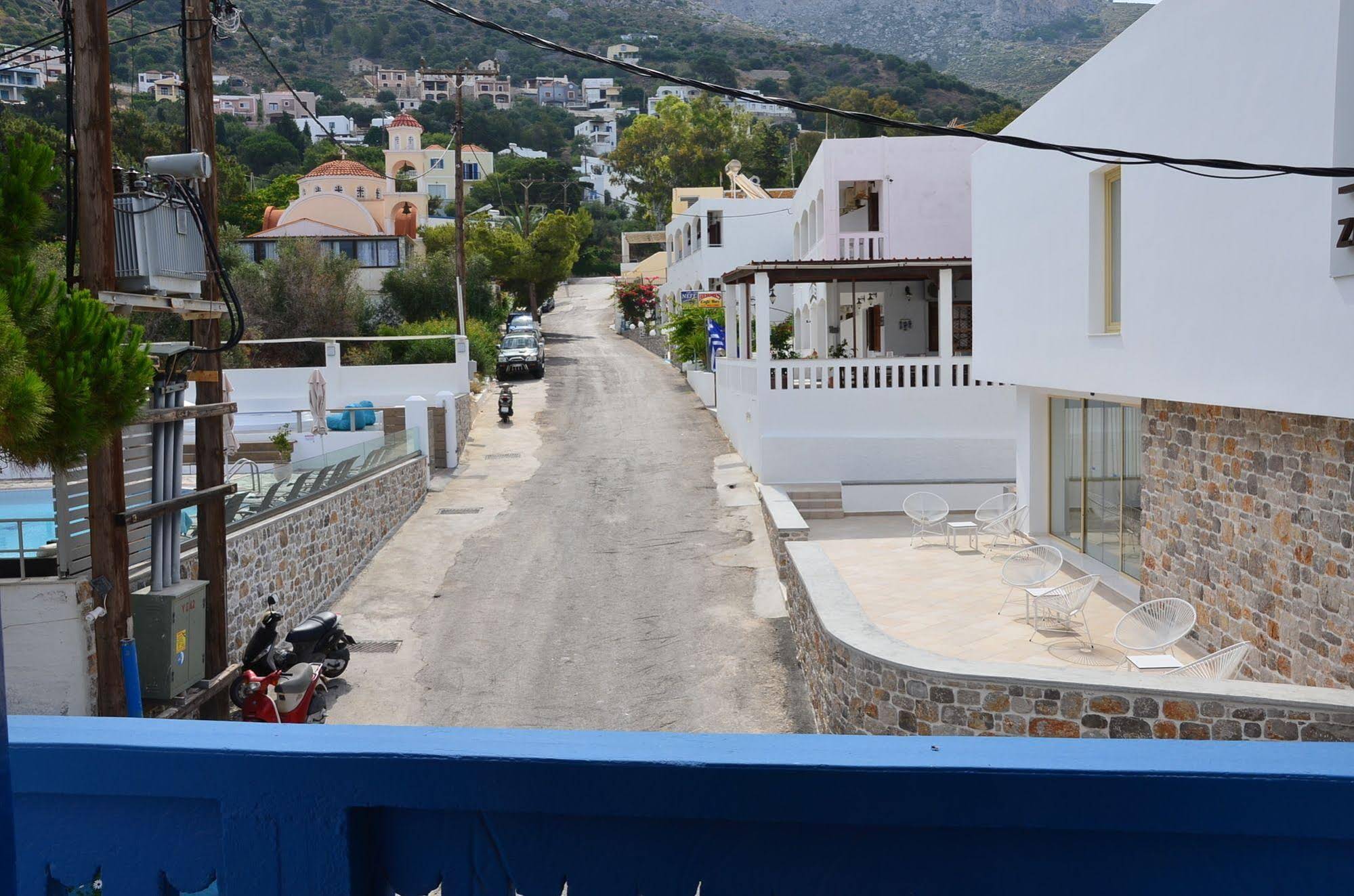 Themis Hotel