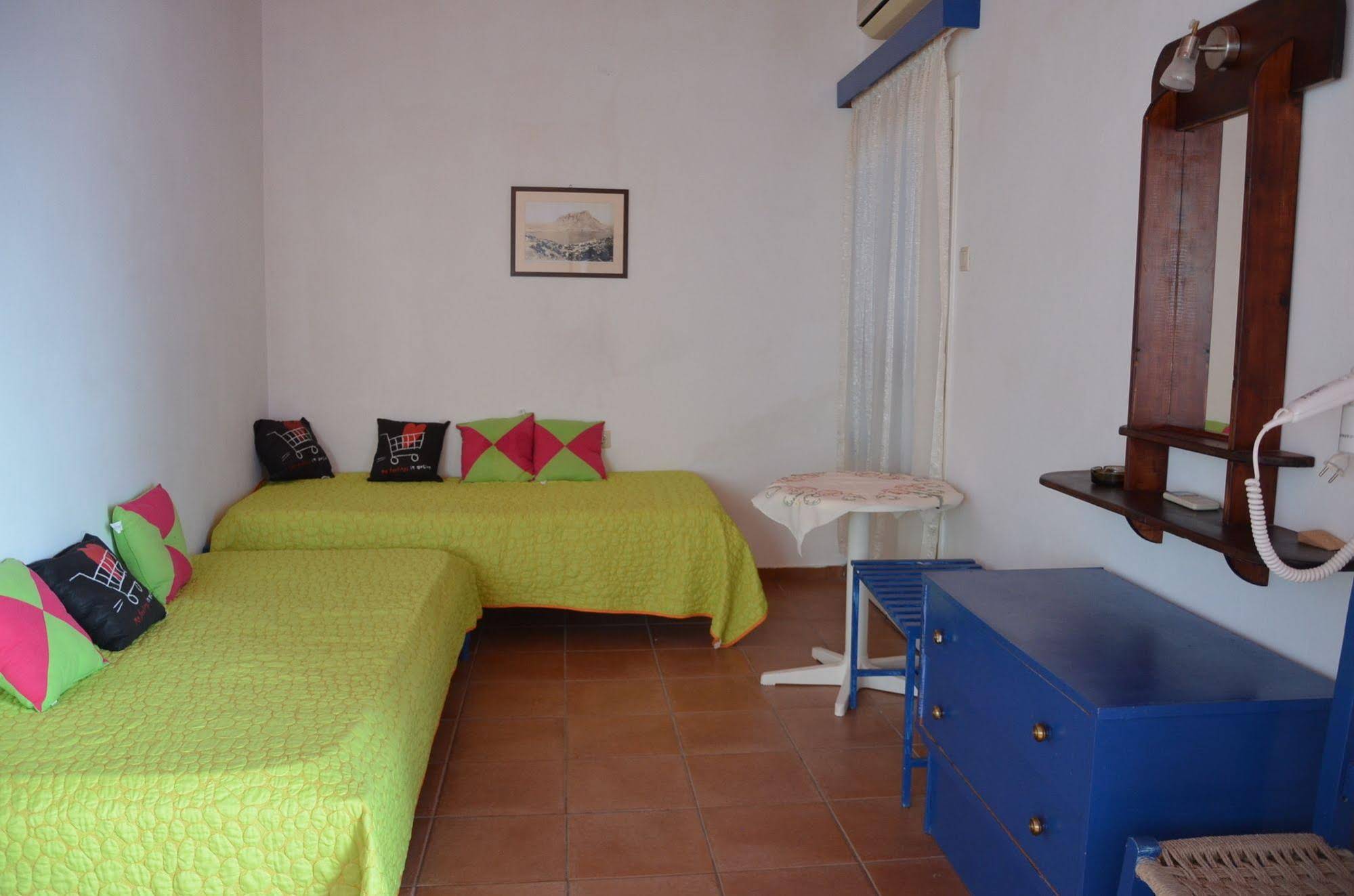 Themis Hotel