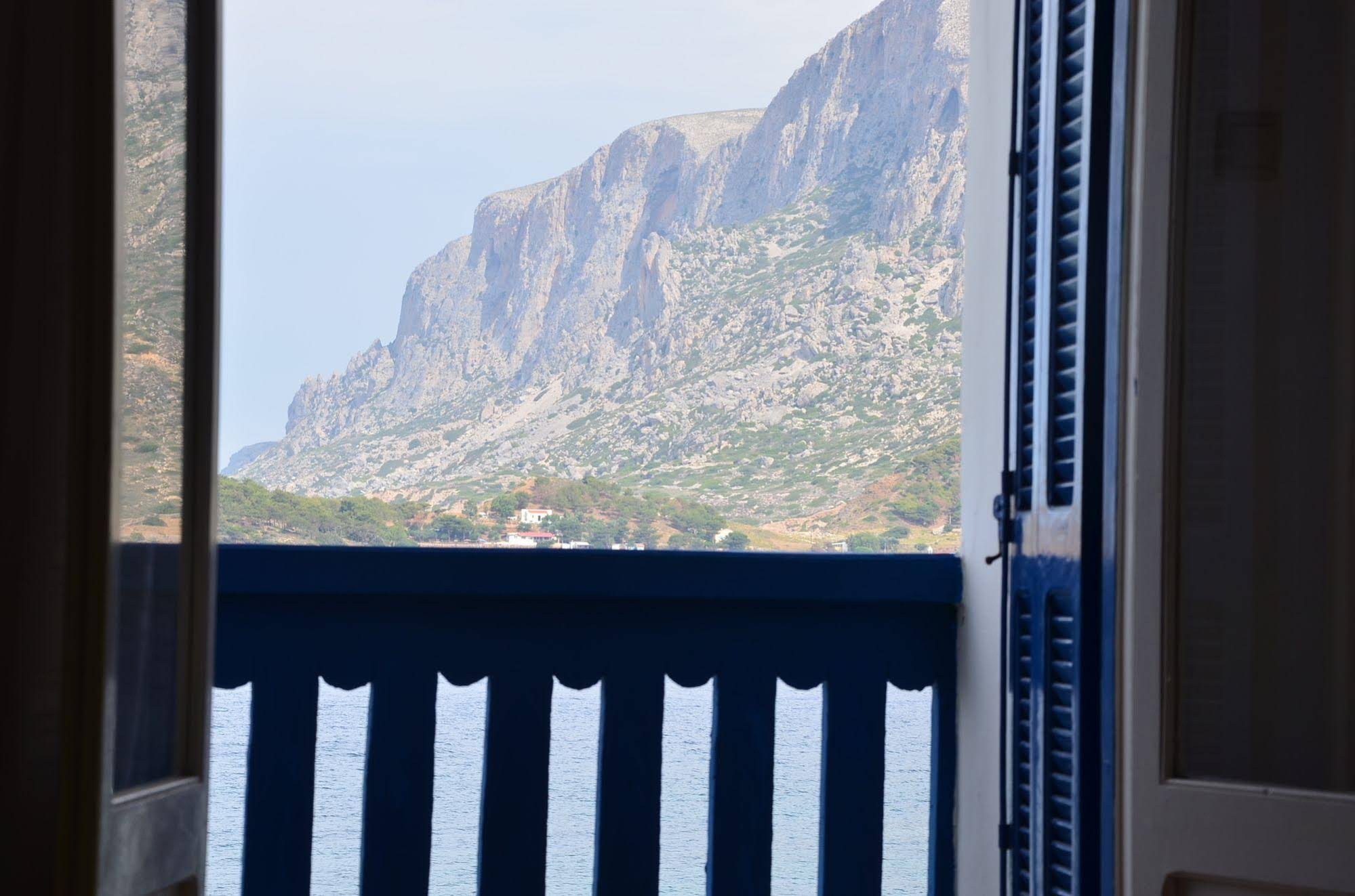 Themis Hotel