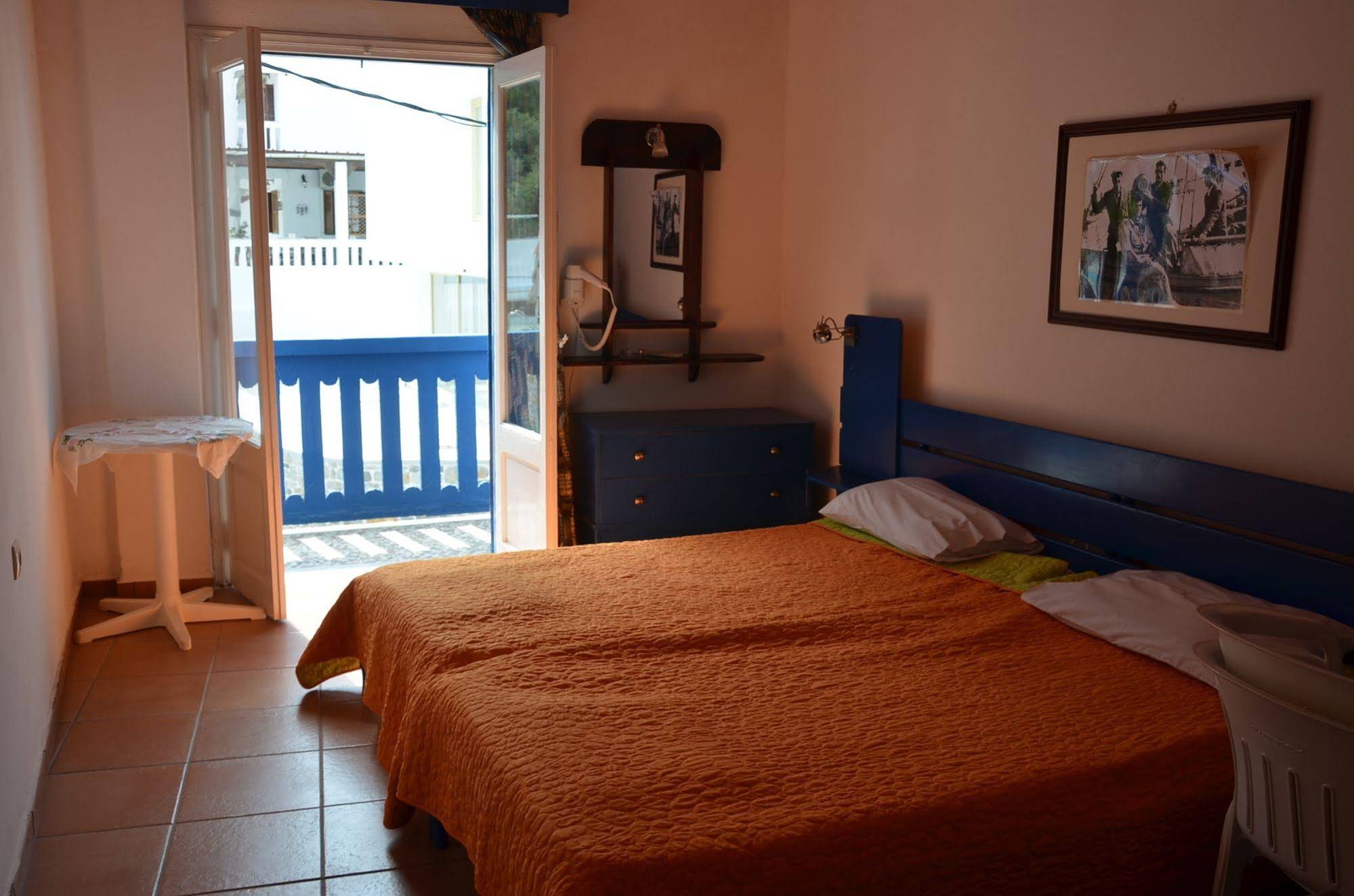 Themis Hotel
