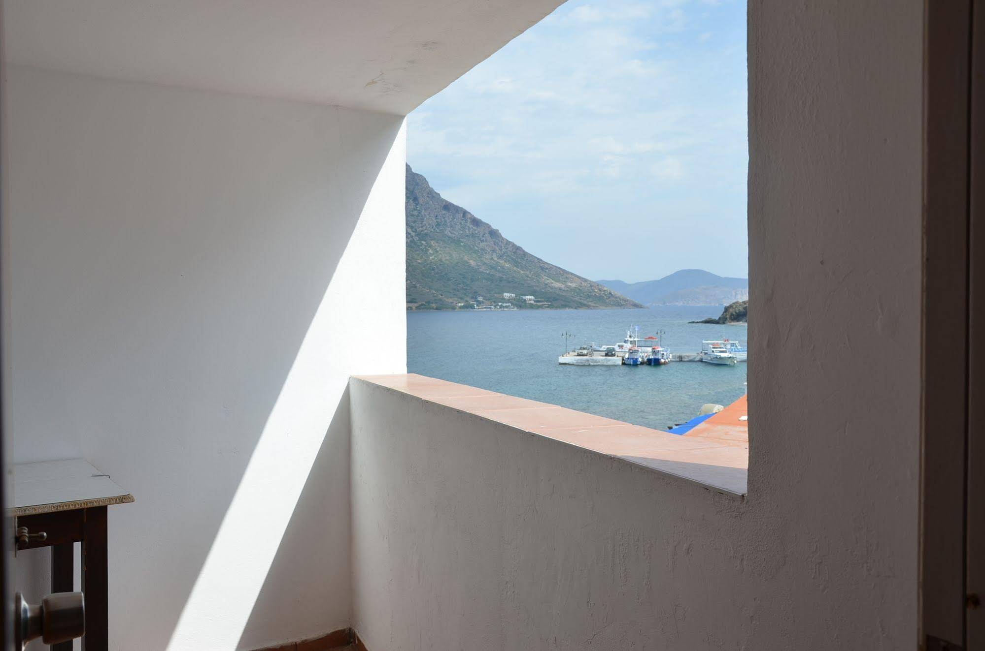 Themis Hotel