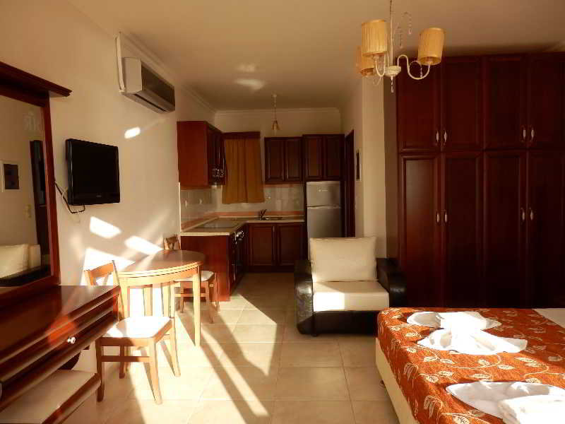 Royal Beach Hotel