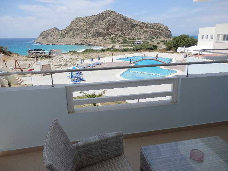 Royal Beach Hotel