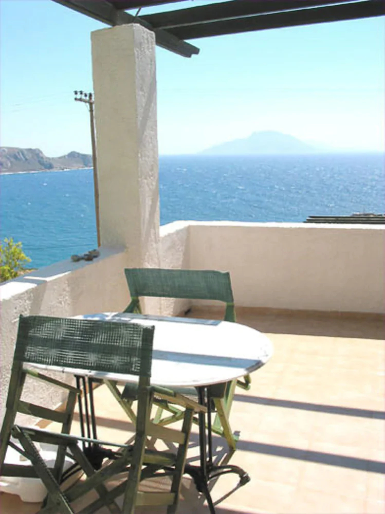 Hotel Finiki View