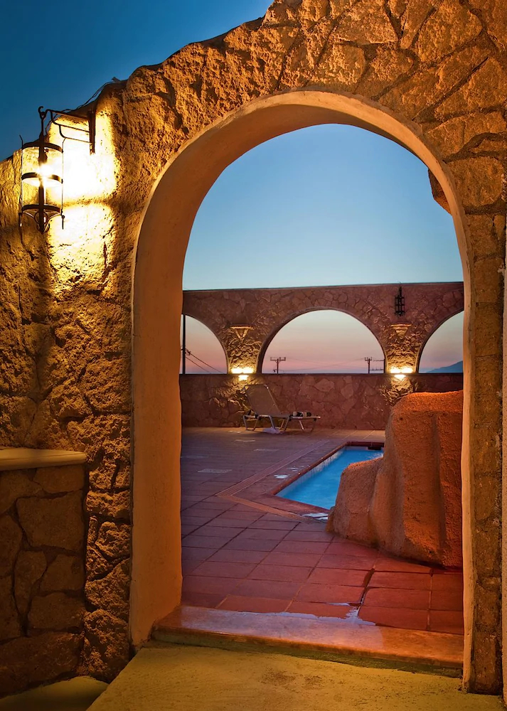 Hotel Finiki View