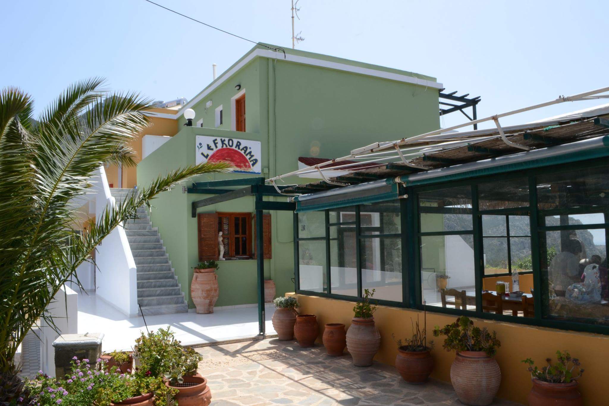 Lefkorama Hotel
