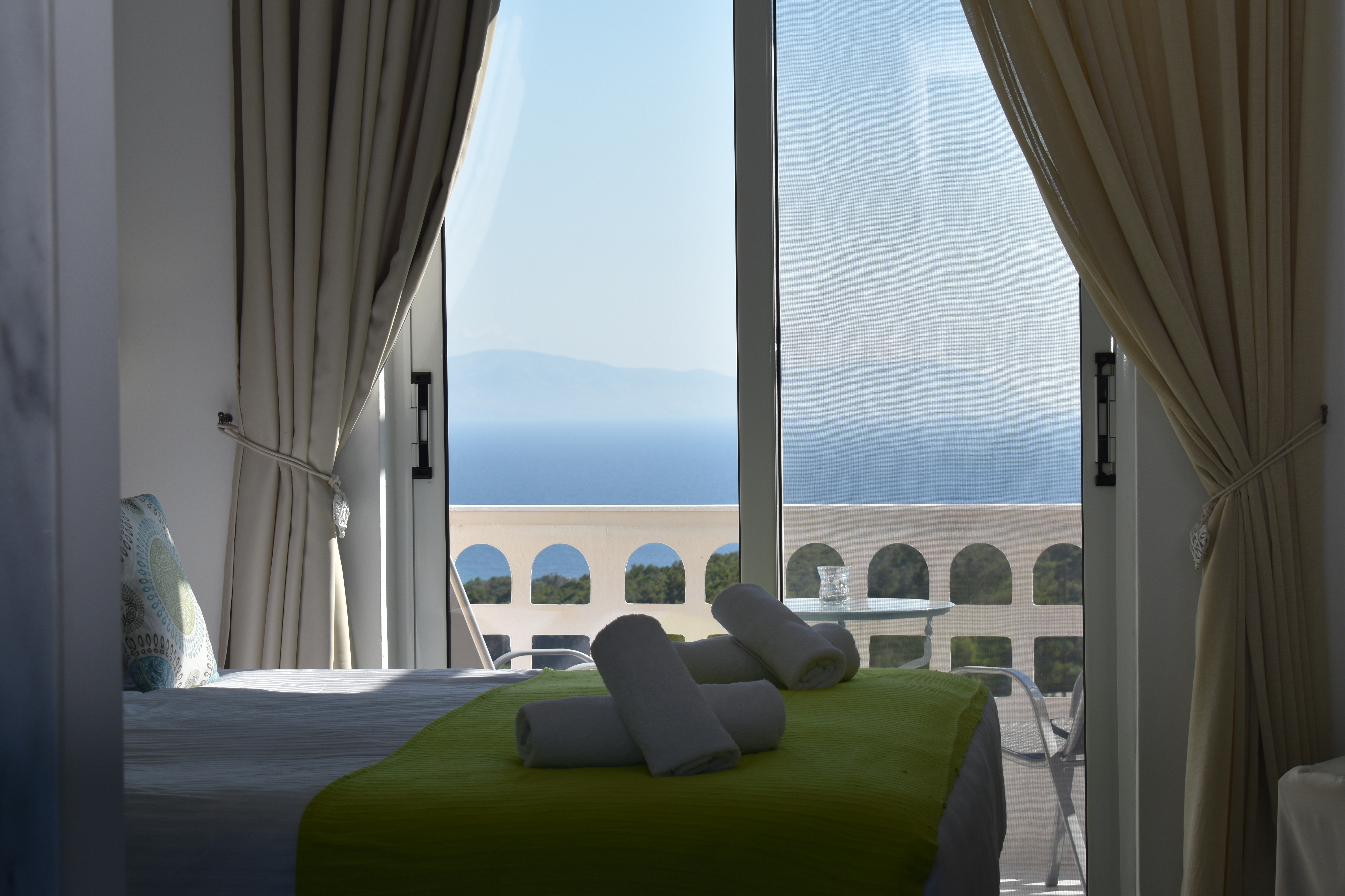 Lefkorama Hotel