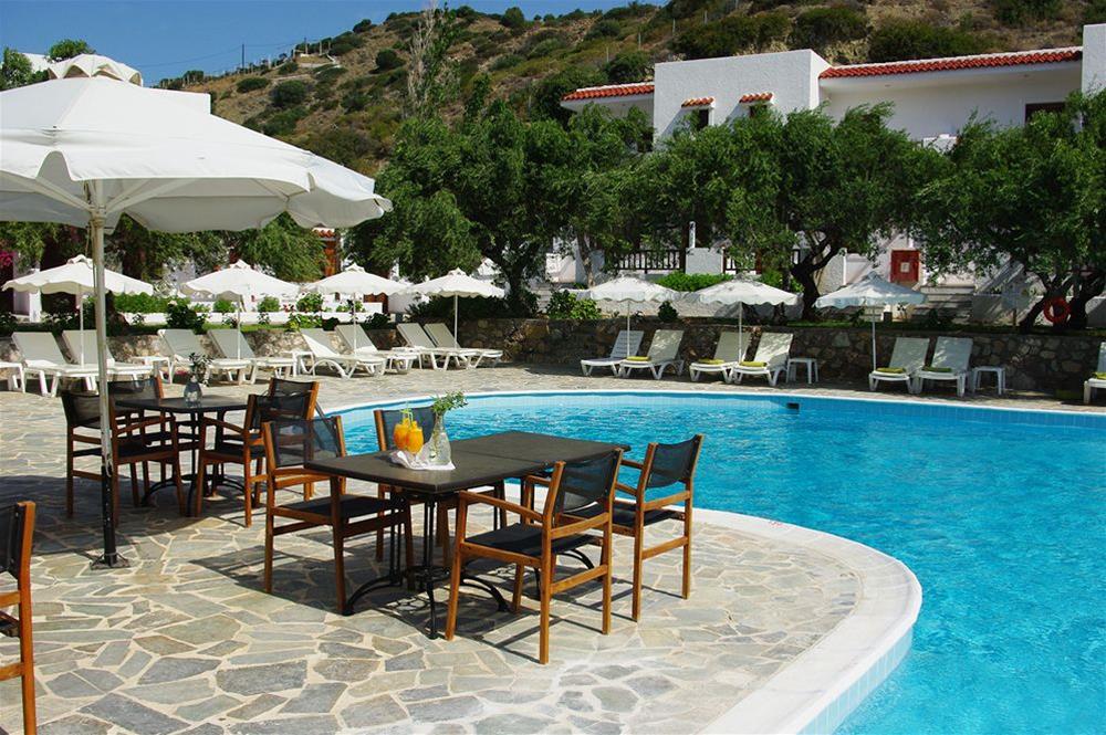 Astron Hotel - Bungalows