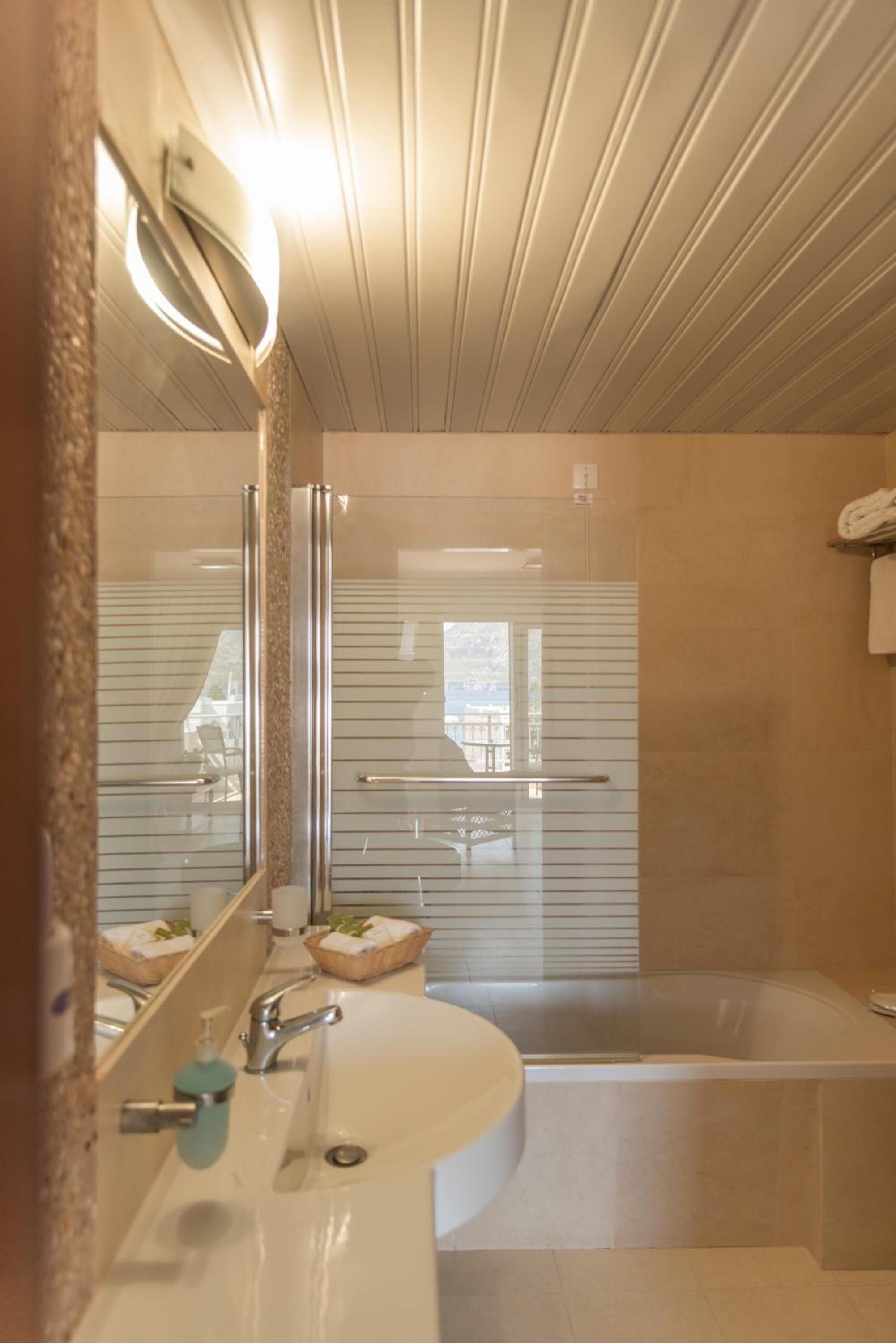 Astron Princess Hotel