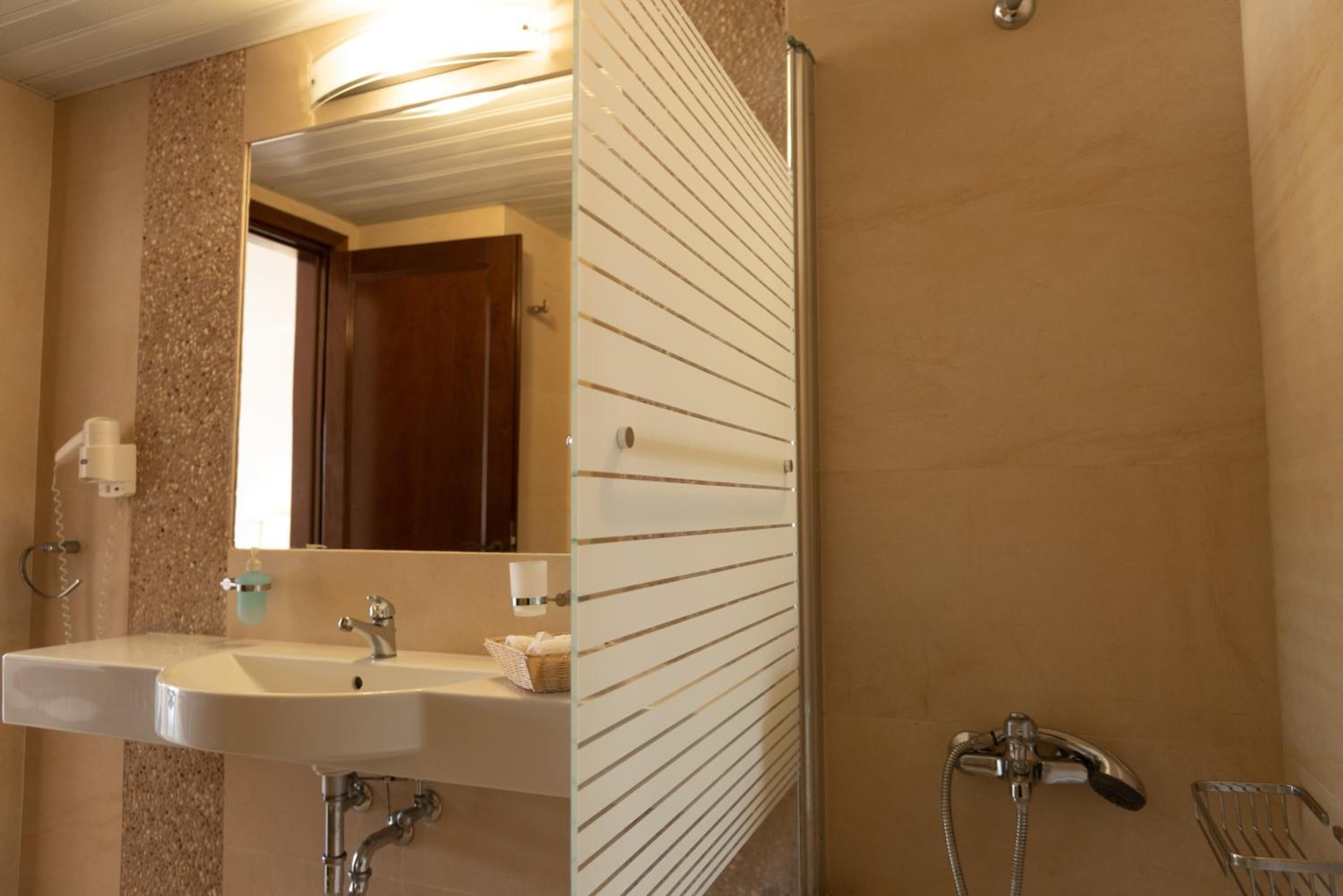 Astron Princess Hotel