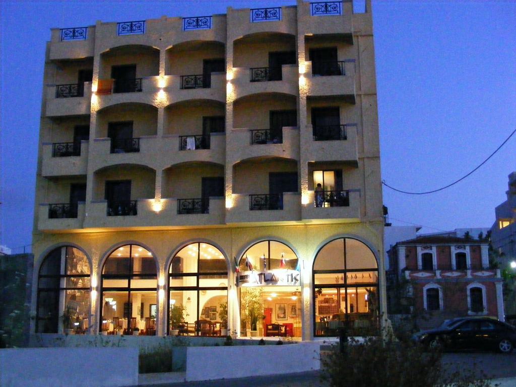 Atlantis Hotel