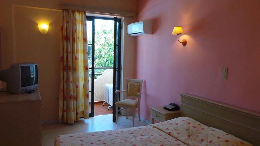 Hotel Seven Stars