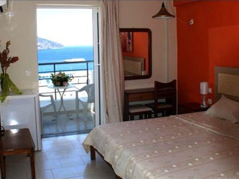 Iolkos Hotel