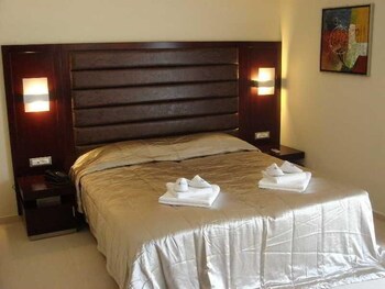 Socrates Hotel Apartments