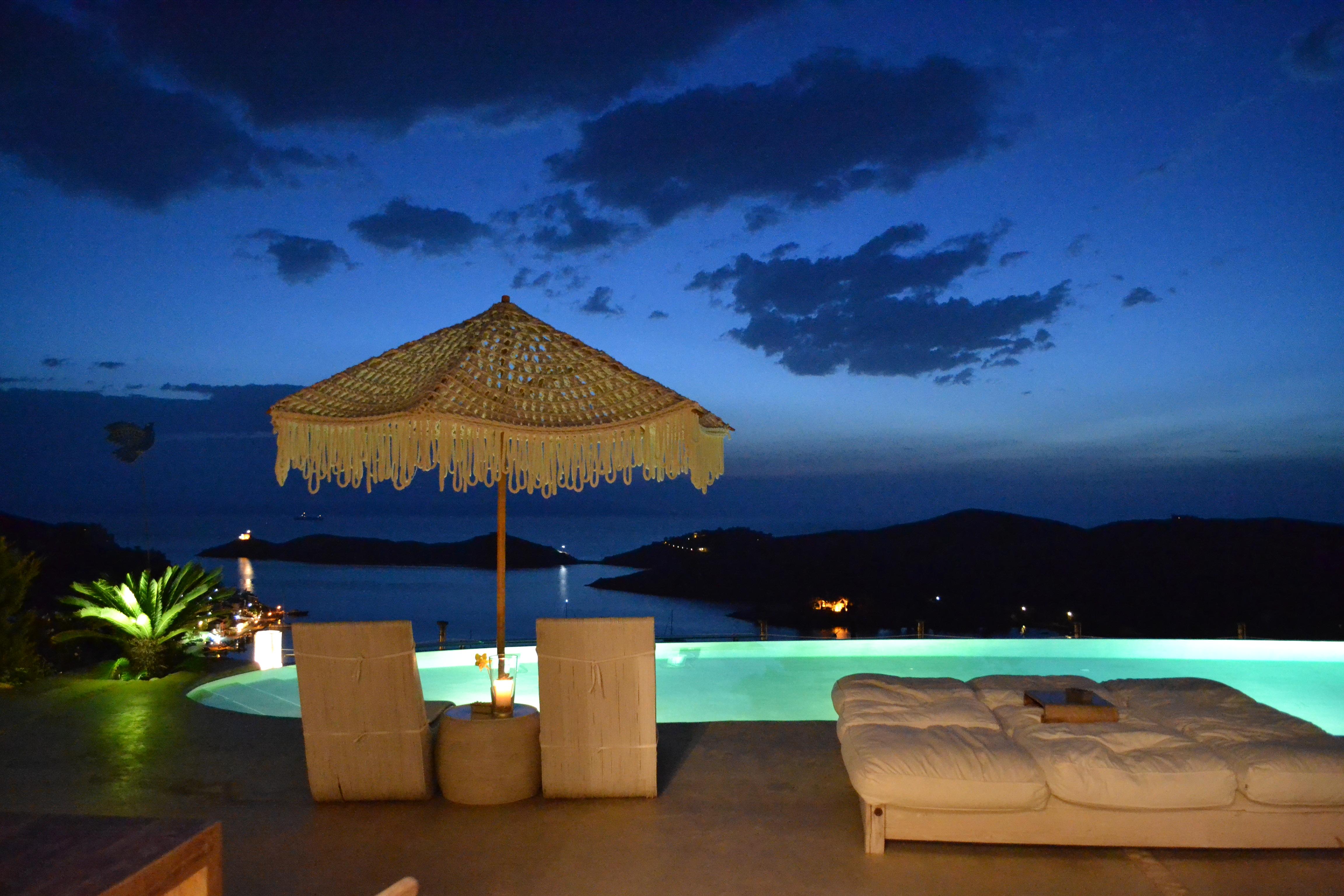 Aigis Suites