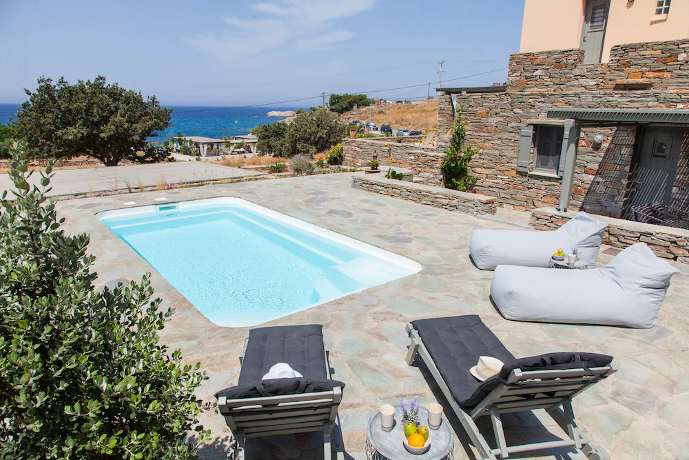 Mare Blu Koundouros