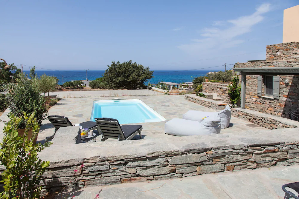 Mare Blu Koundouros