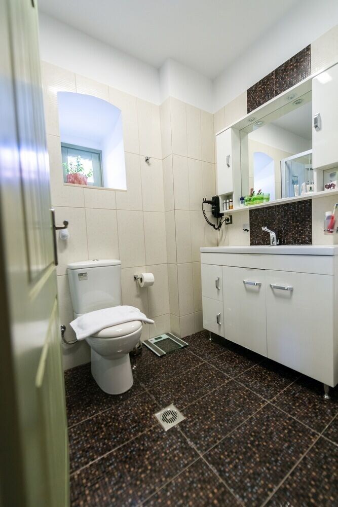 Fiskardonna Luxury Suites