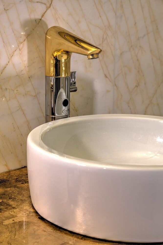 Fiskardonna Luxury Suites