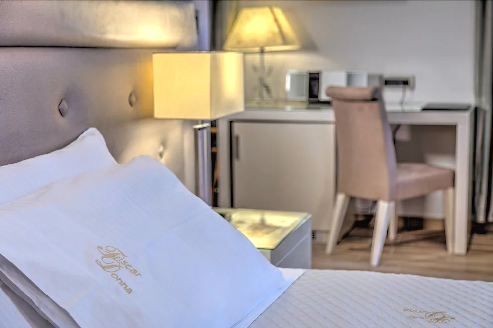 Fiskardonna Luxury Suites
