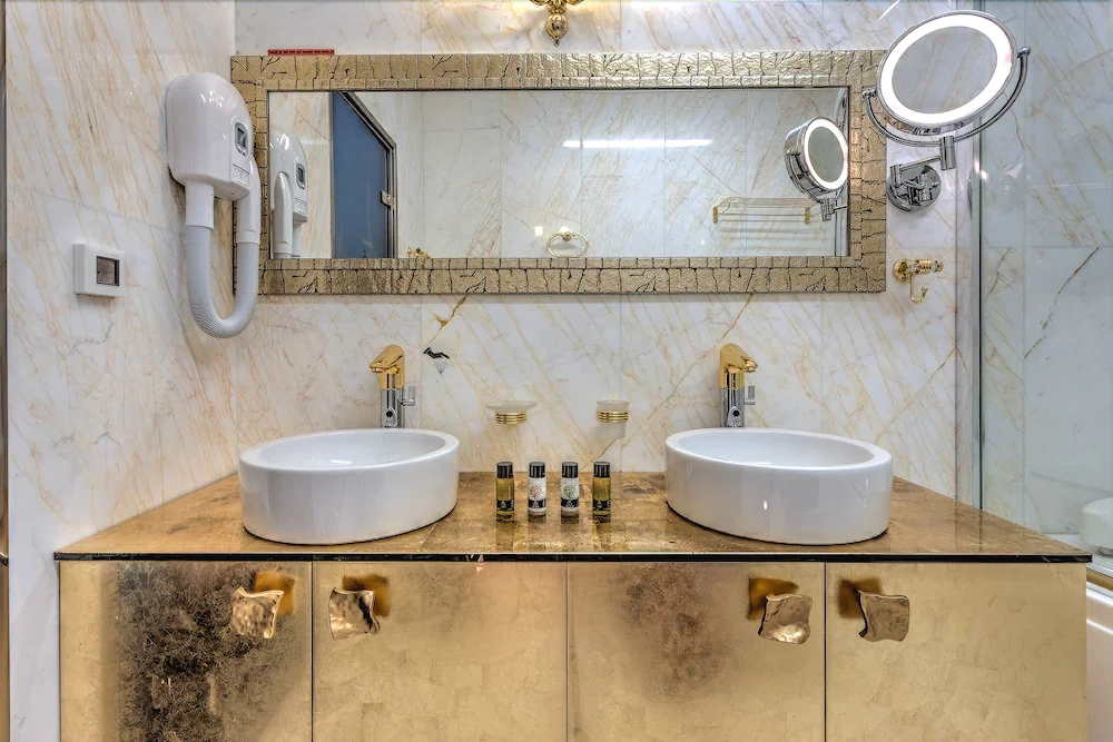 Fiskardonna Luxury Suites