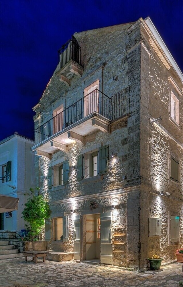 Fiskardonna Luxury Suites