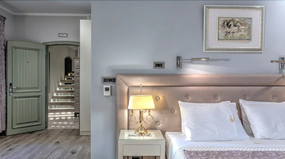 Fiskardonna Luxury Suites