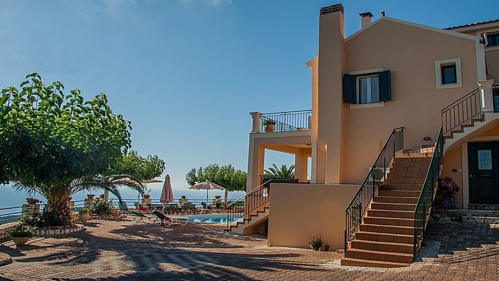 Villa Fantasia