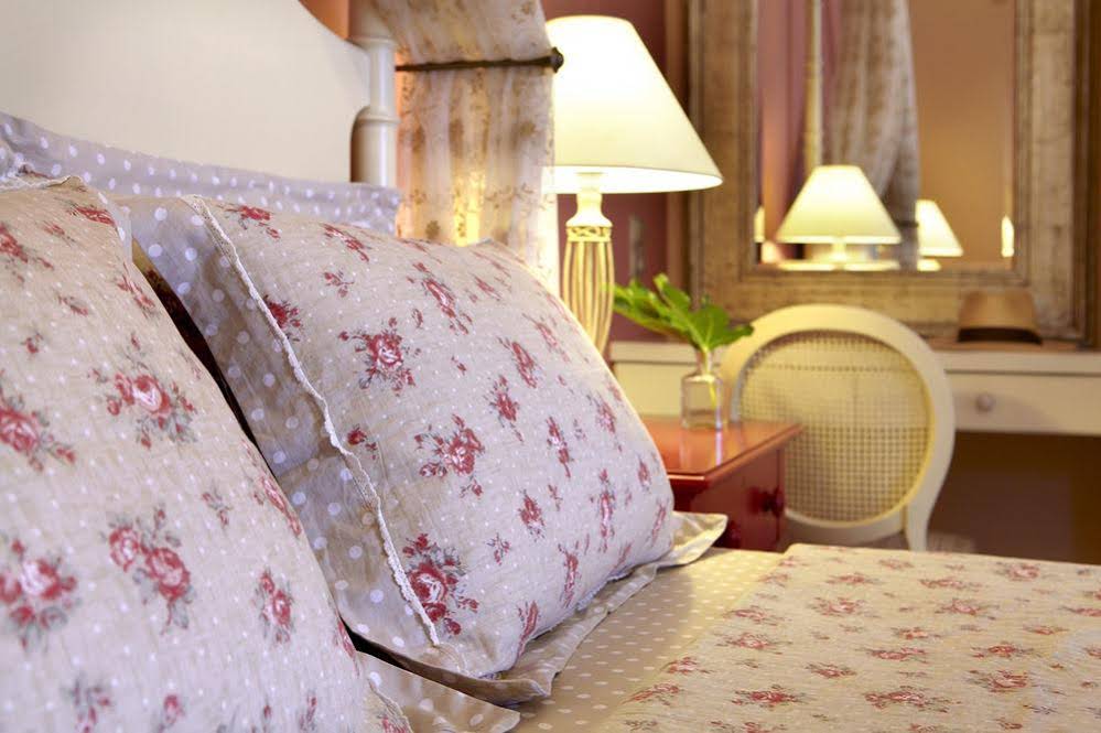 Avra Private Suites