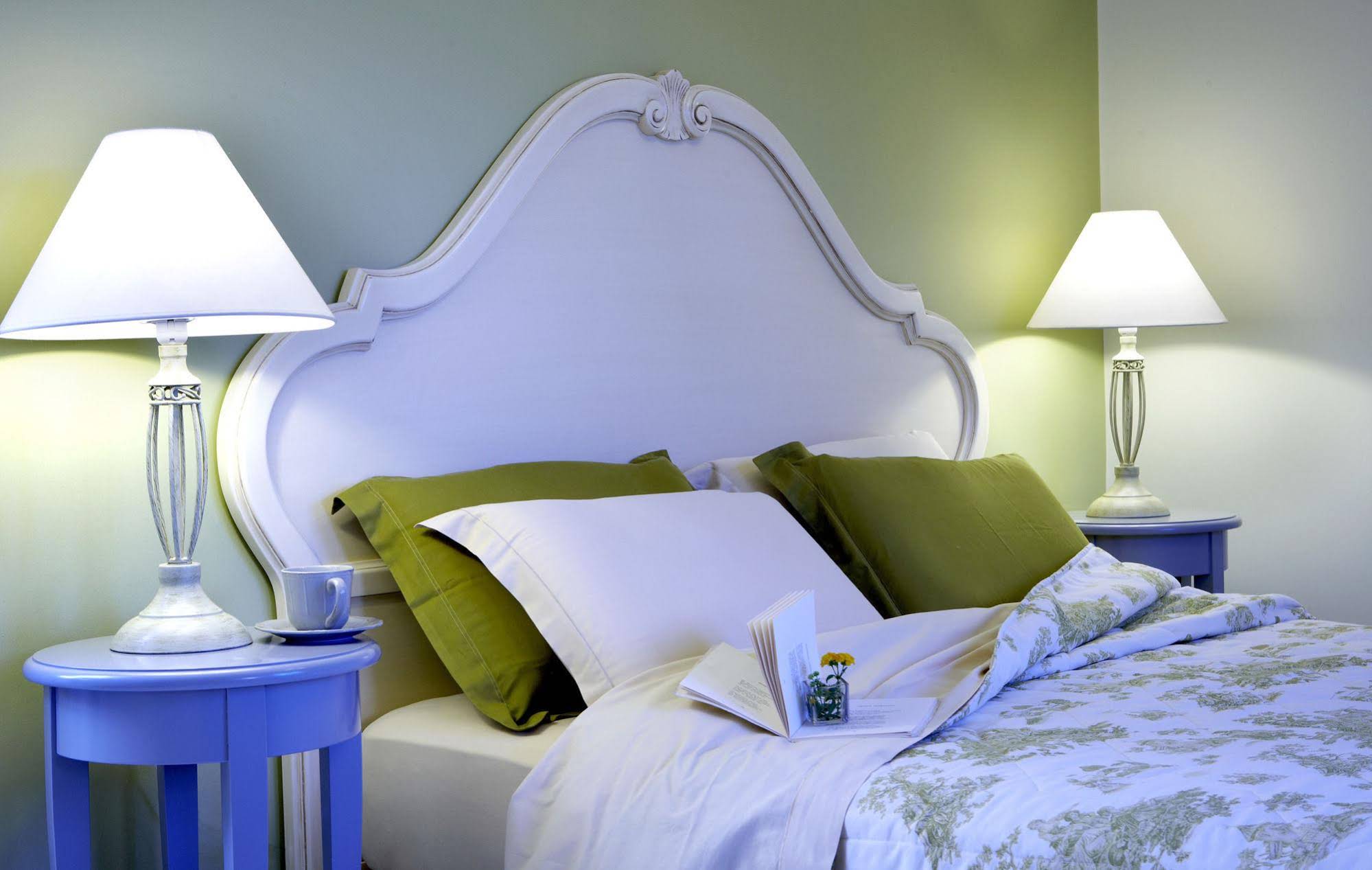 Avra Private Suites