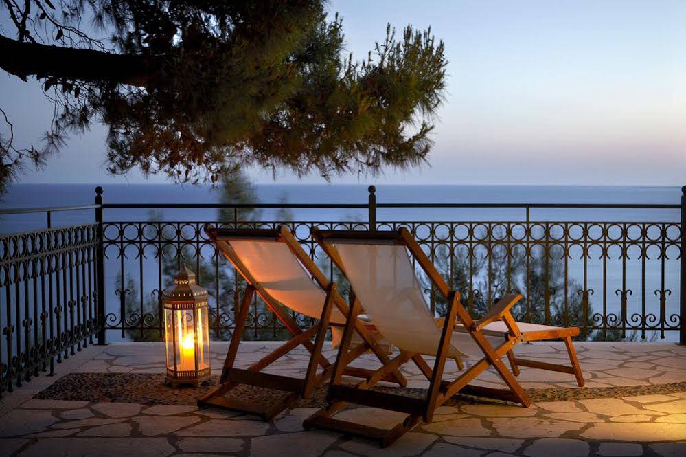 Avra Private Suites