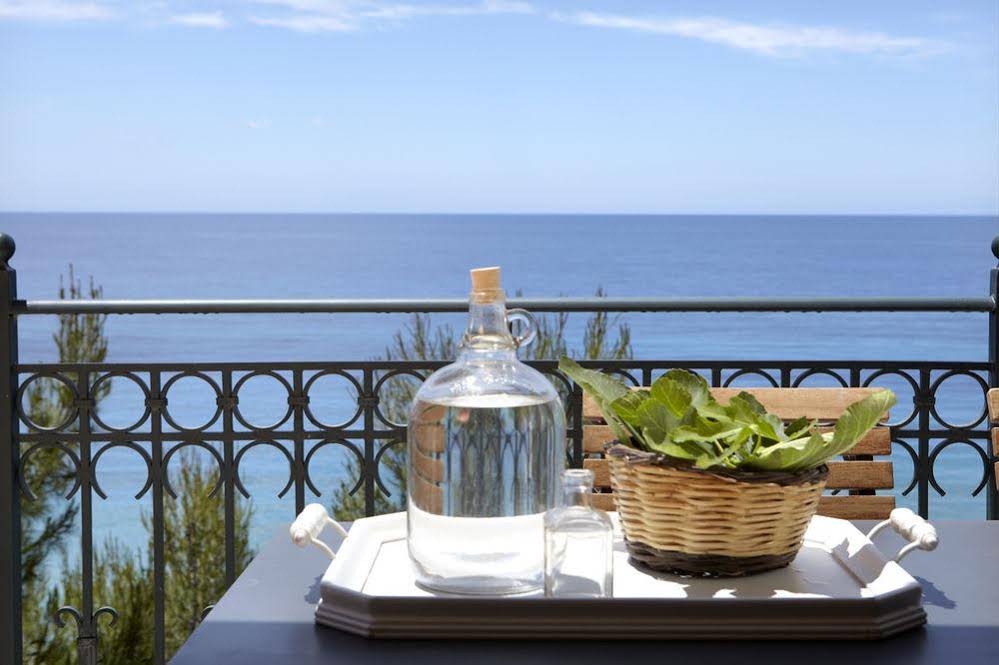 Avra Private Suites