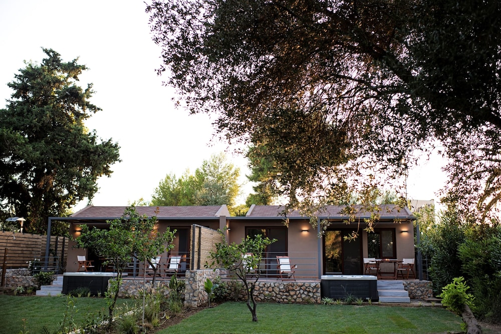 Klaritz Suites