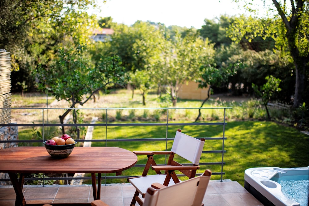 Klaritz Suites
