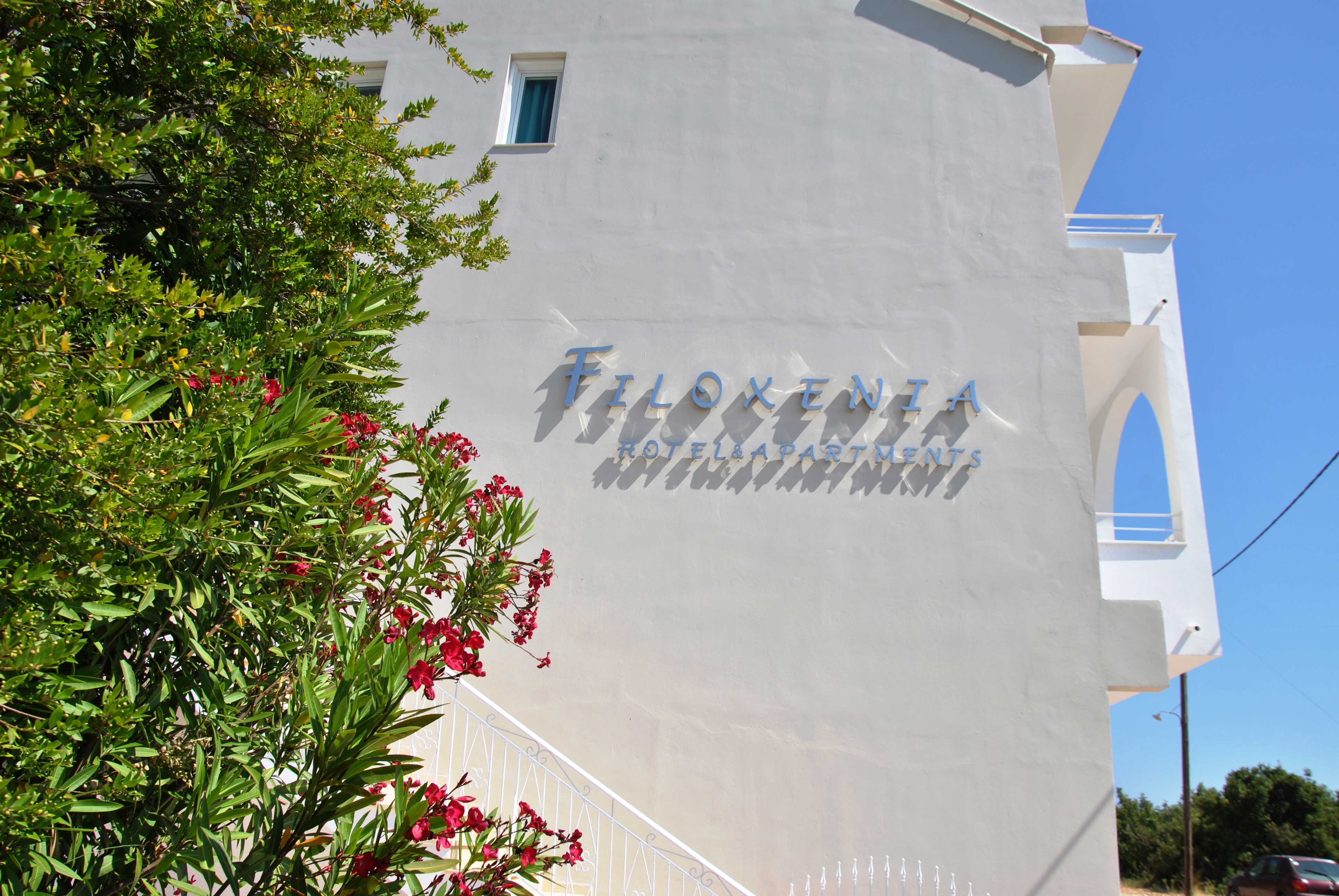 Filoxenia Hotel & Apartments