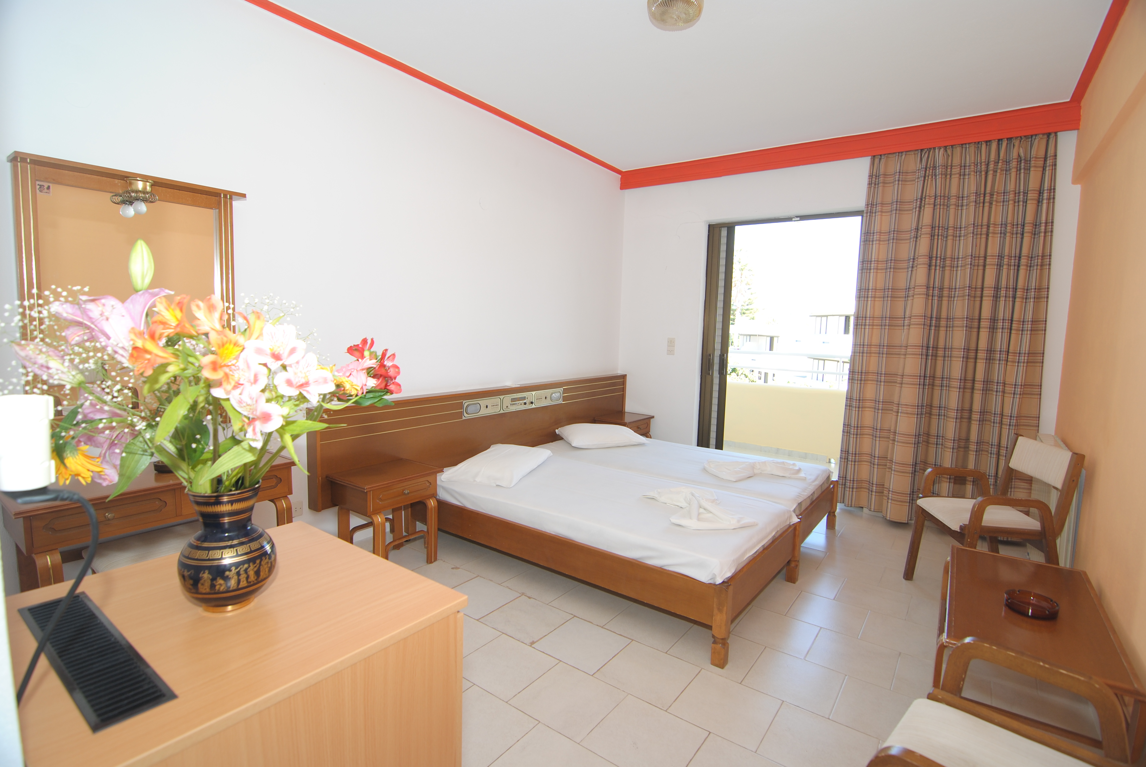 Iris Hotel