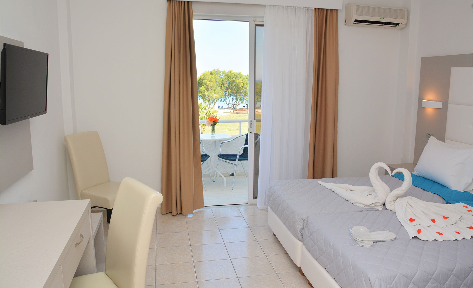 Costa Angela Seaside Resort