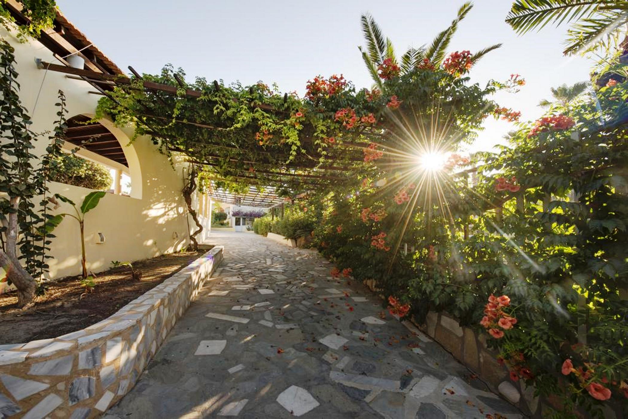 Eurovillage Achilleas Hotel