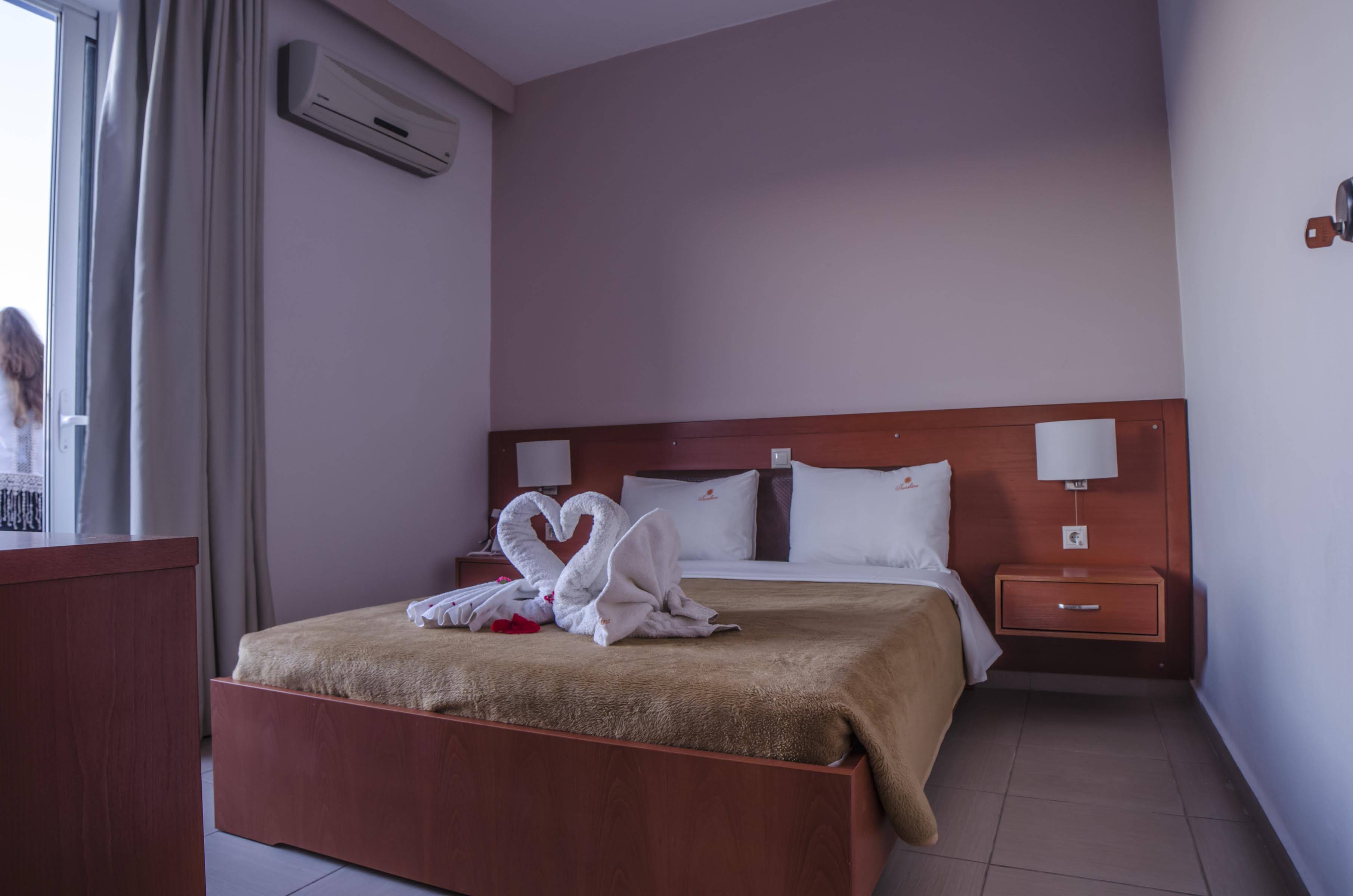 Sunshine Hotel & Apartments