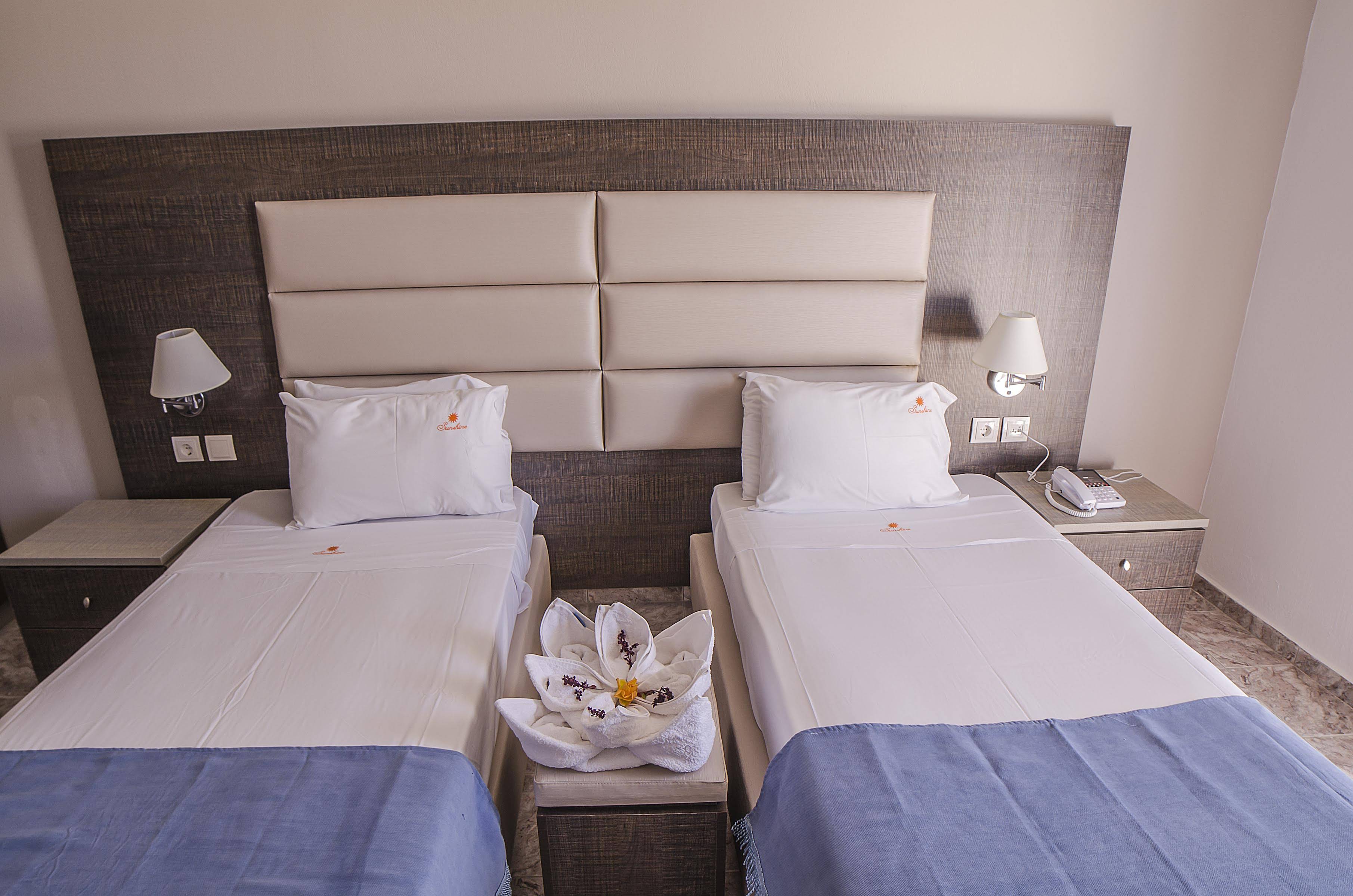 Sunshine Hotel & Apartments