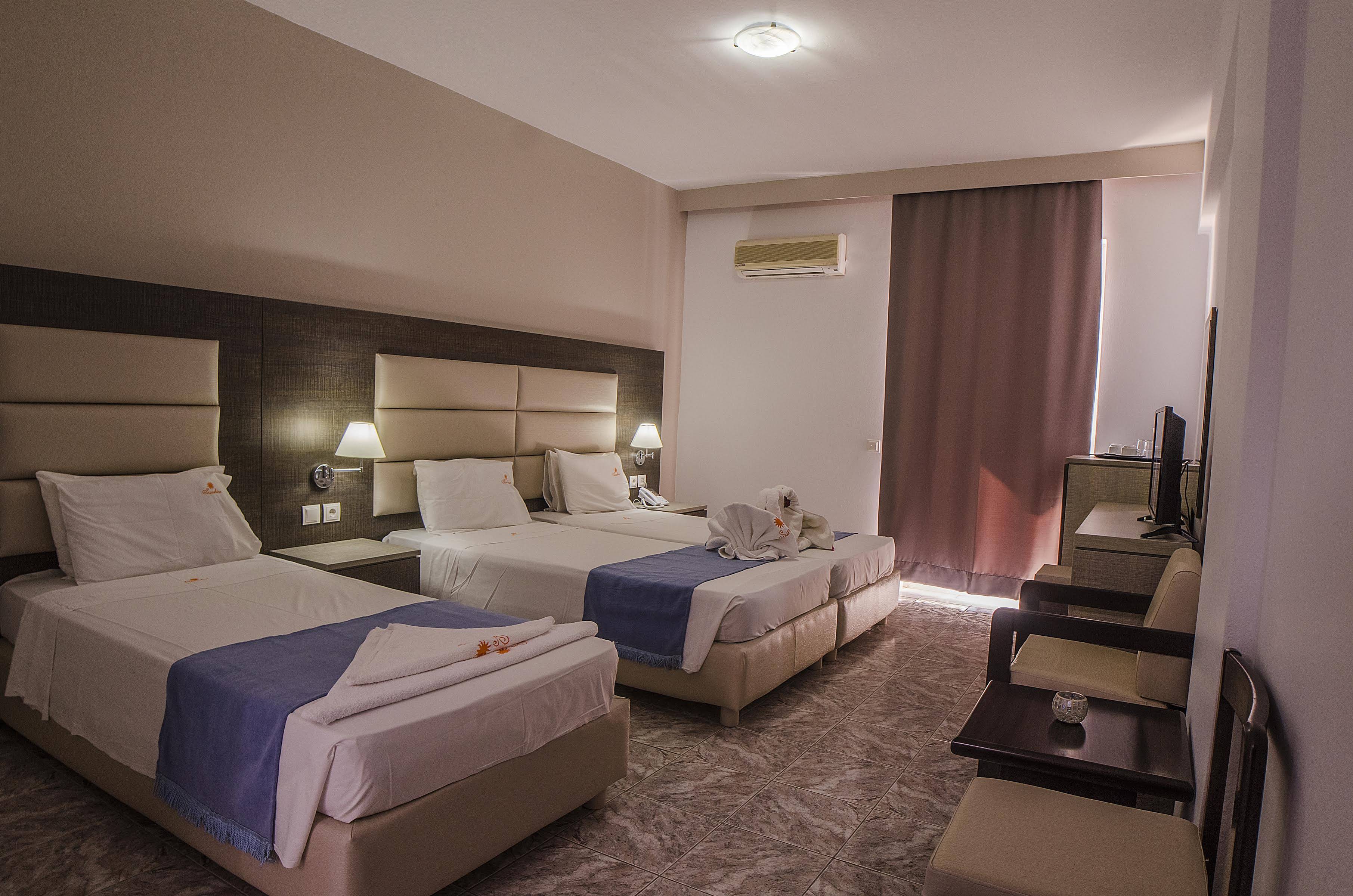 Sunshine Hotel & Apartments