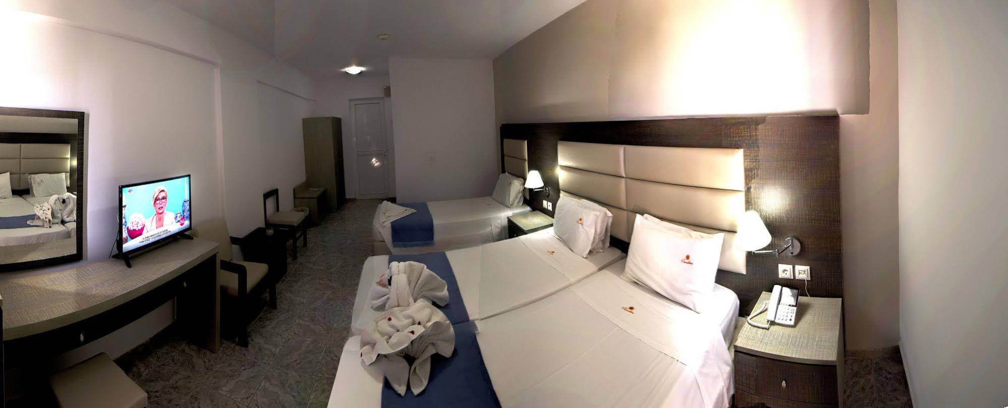 Sunshine Hotel & Apartments