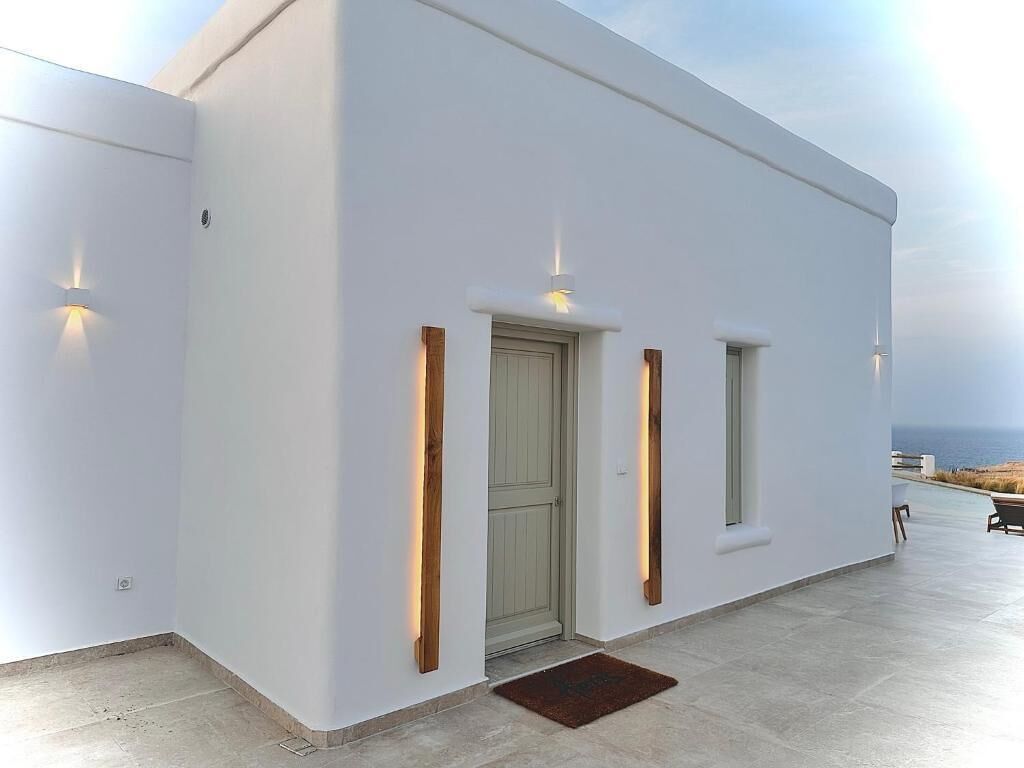 Aeris Suites
