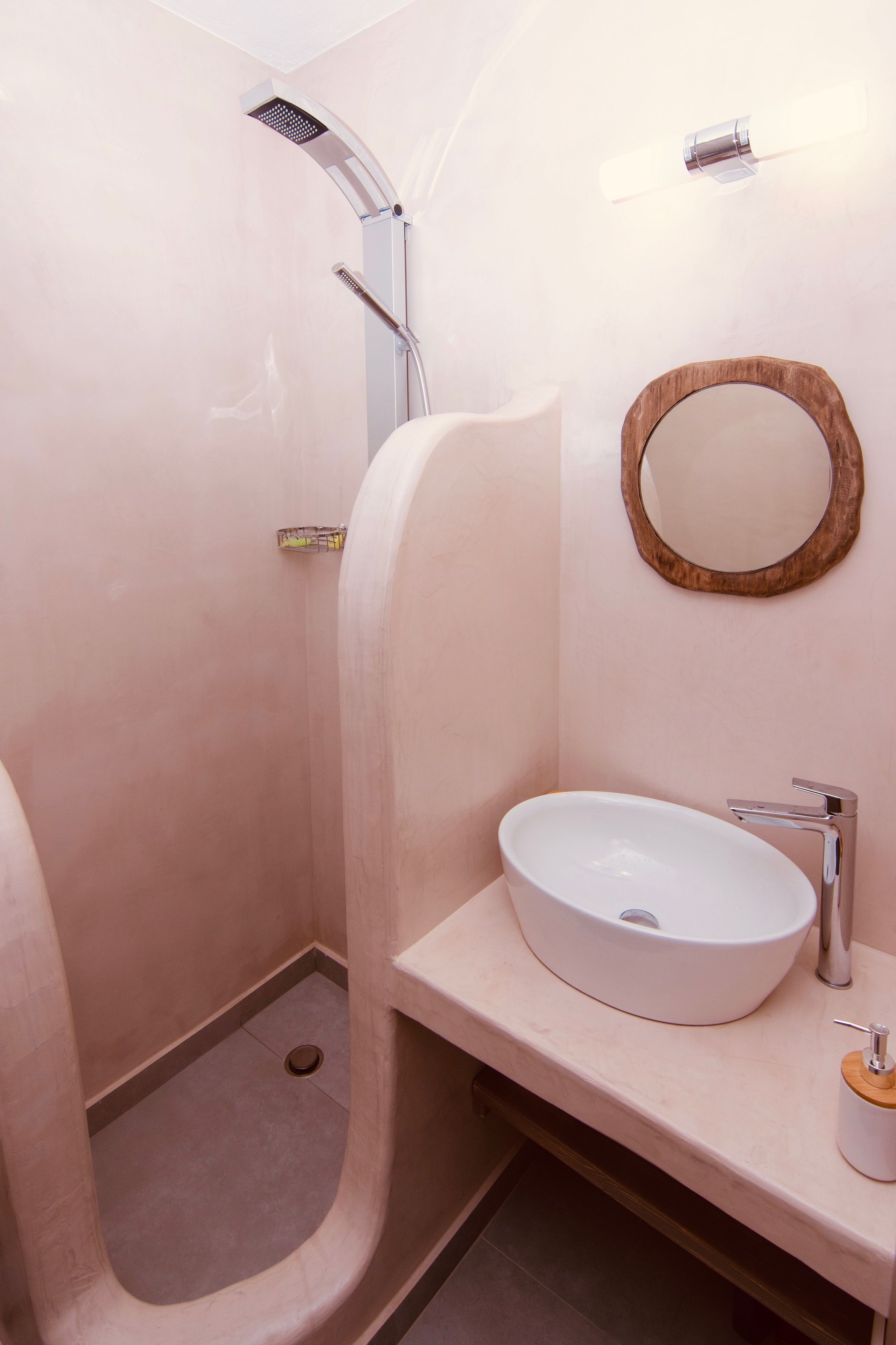 Aeris Suites
