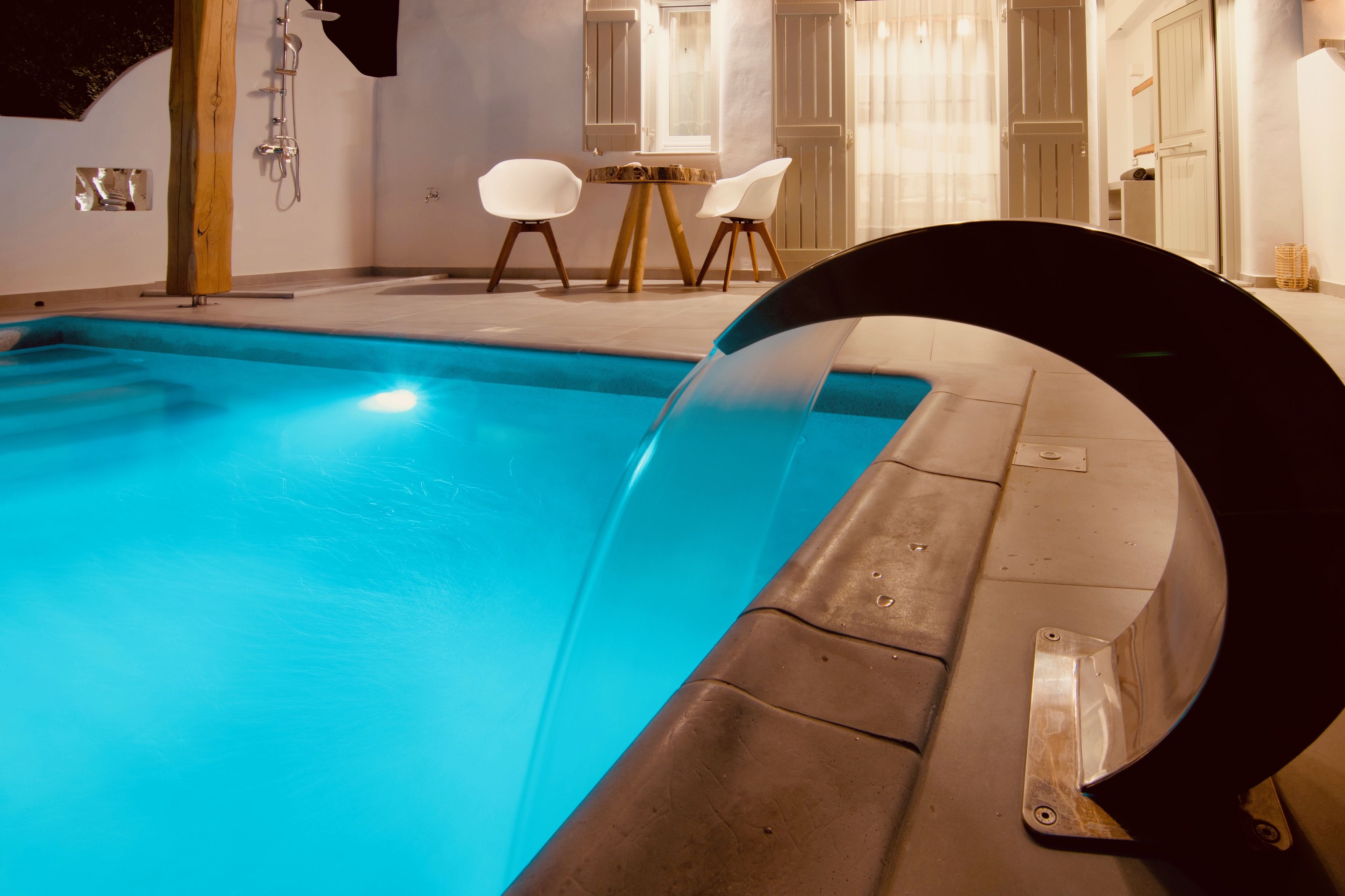 Aeris Suites