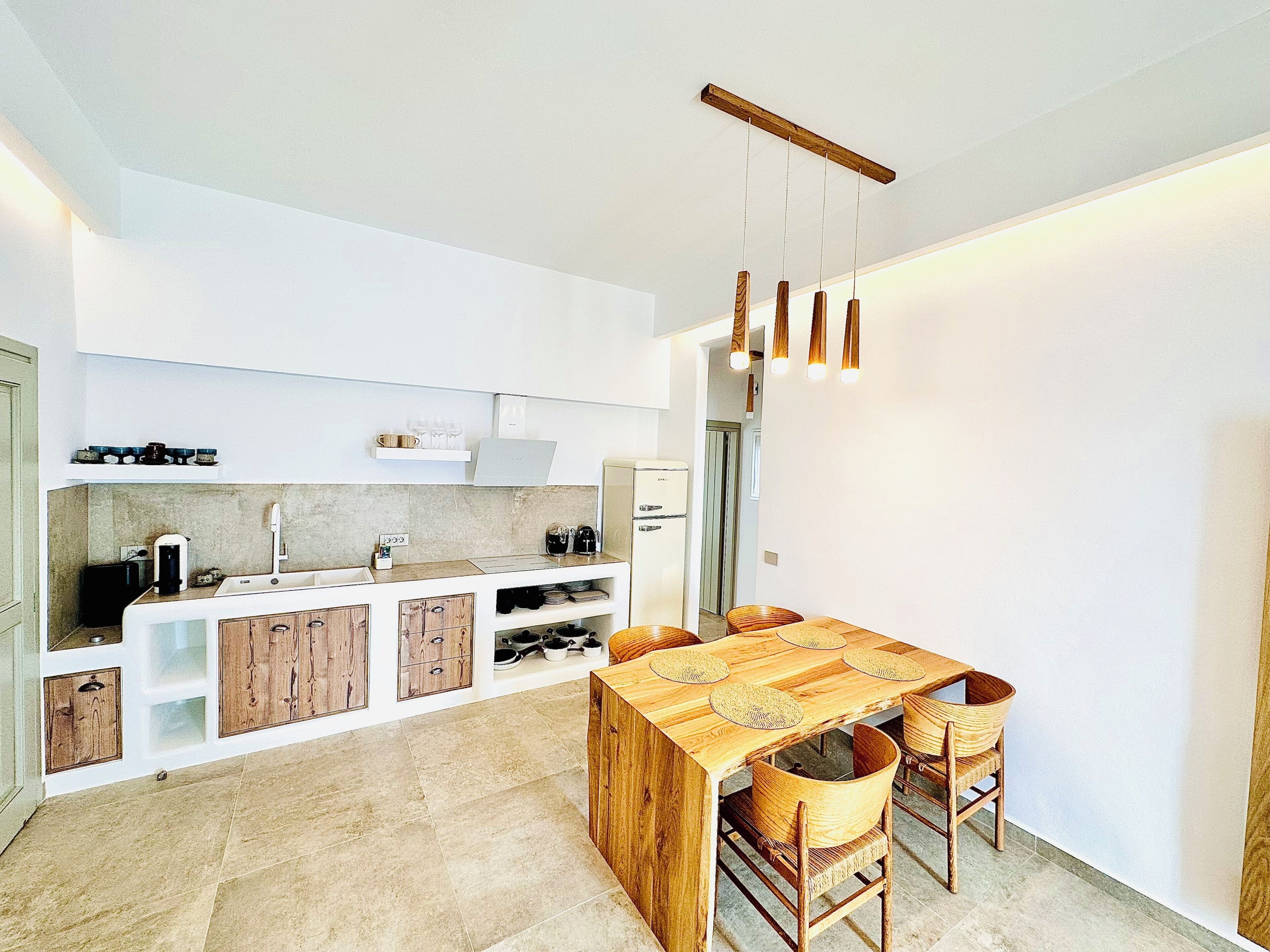 Aeris Suites