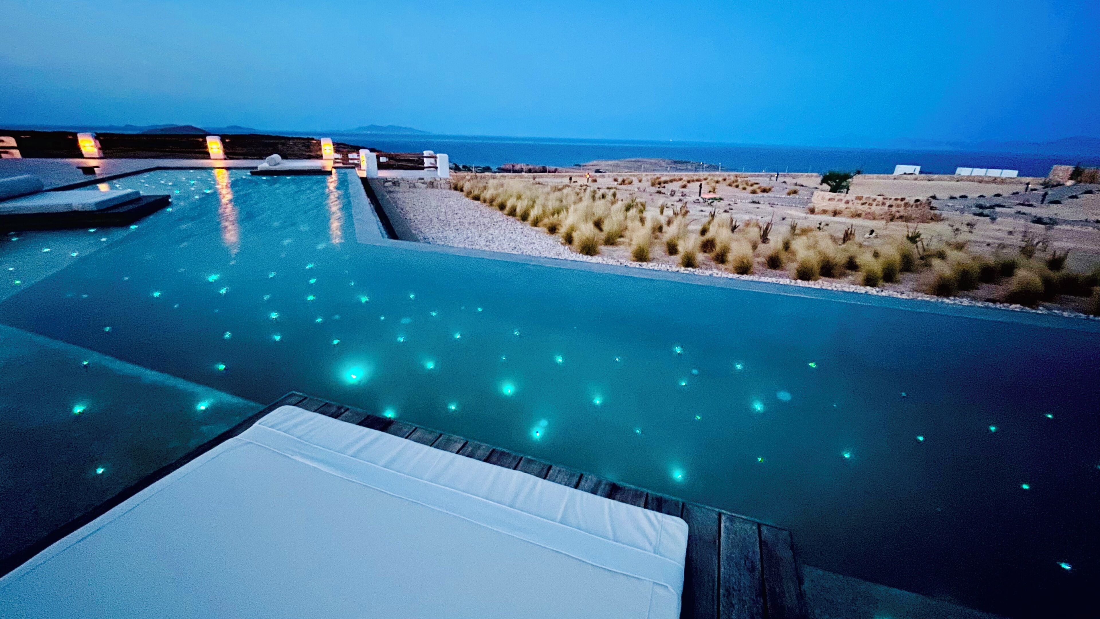 Aeris Suites