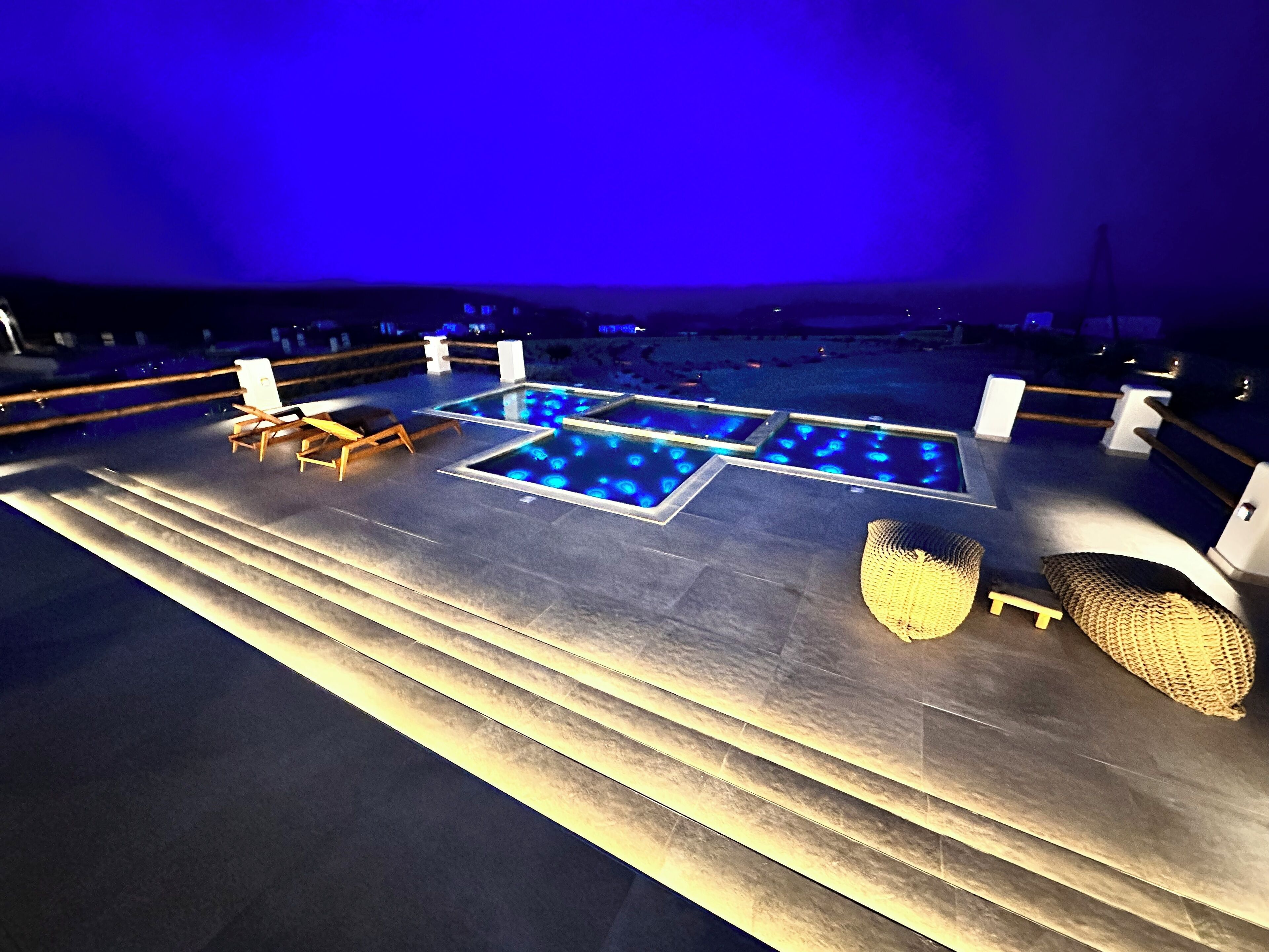 Aeris Suites