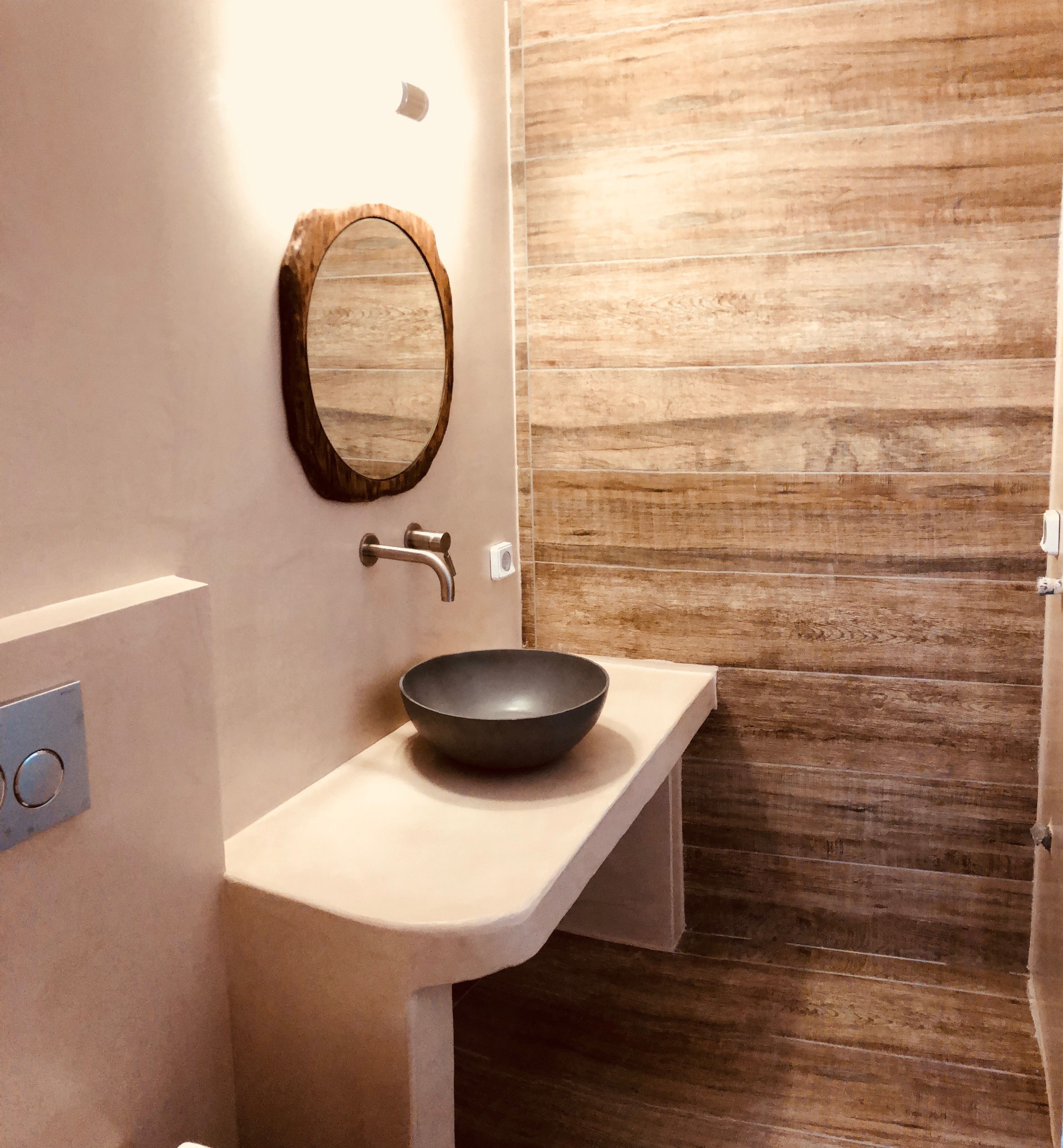 Aeris Suites